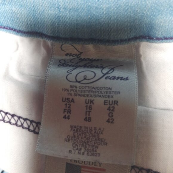 NYDJ Not Your Daughters Jeans Light Wash Boot Cut Lift & Tuck Sz 12 - Picture 4 of 5